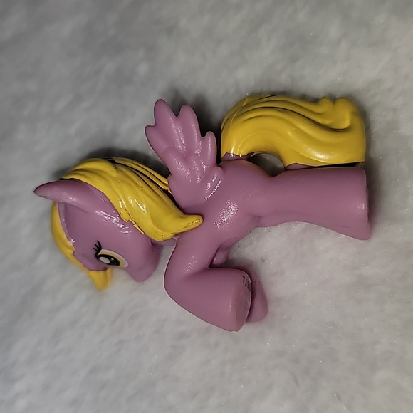 2014 My Little Pony FiM Blind Bag Wave #9 2" Honey Rays Figure Hasbro - Picture 2 of 4